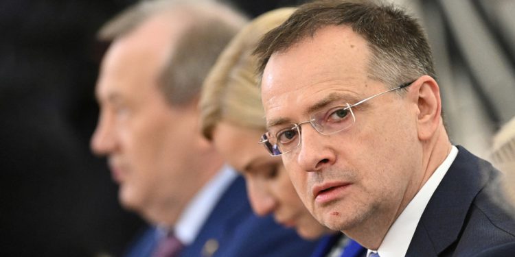 Ukrajina nije postojala u 12. stoljeću, ruski Medinsky kaže NATO BOSS – RT Rusija i bivši Sovjetski savez