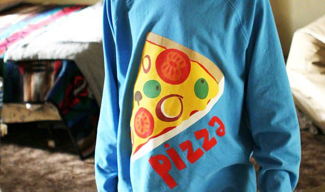 Unutar Malcolma u vrlo ne-hollywoodskom potezu Srednje zvijezde, dok je zamijenjen u ponovnom pokretanju nakon što je odbacio slavu