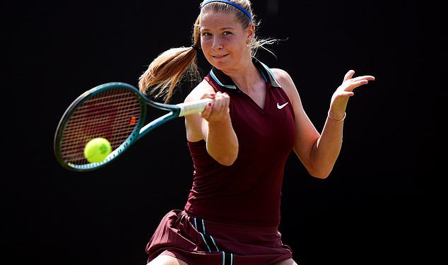 Upoznajte tri britanske tinejdžerske teniske zvijezde koje žongliraju školom i zvijezde u utrci za Grand Slam Slary