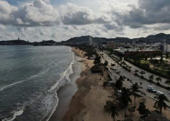 Uragan Erick jača u ‘izuzetno opasnu’ kategoriju 4 dok se približava Meksiku