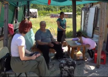 VIDEO 20 godina u barakama: Romske obitelji u Stocu još čekaju dostojne uvjete za život