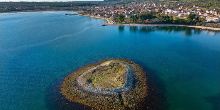 MALO MJESTO UZ NOVIGRADSKO MORE Općina pored Zadra prodaje građevinsko zamljište: "Možete dobit i do 50% popusta, uz ovaj uvjet!"