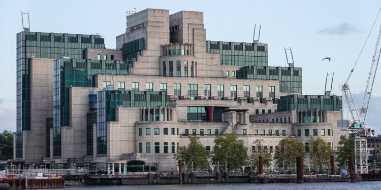 Vlada Velike Britanije komentira na dolaznu nacističku obiteljsku vezu nacističke obitelji – RT World News