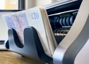 Vlada u Velikoj Britaniji troši preko 700 tisuća dolara na manju web stranicu Makeover – RT World News