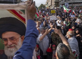 Vrhovni iranski vođa izjavljuje pobjedu nad Izraelom i SAD -om – RT World News