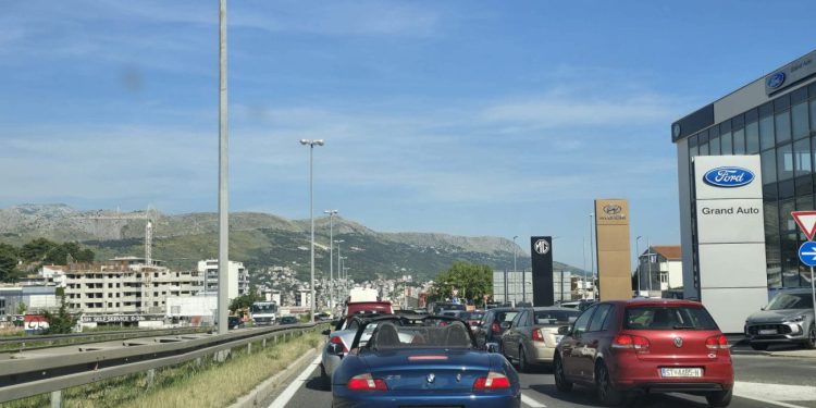 Nesnosne gužve na izlazu iz Splita: “Situacija je svakim danom sve gora”