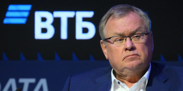 Zapadna upotreba interesa od ruske zamrznute imovine je krađa – vrhunski bankar do RT – RT Rusija i bivši Sovjetski savez