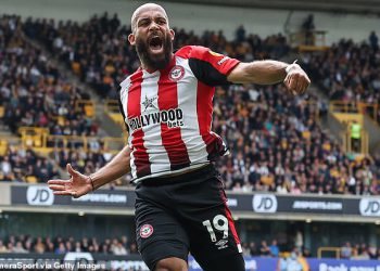 Zašto su Man United ‘samouvjerena’ da je pobijedio Tottenham na 60 milijuna funti Bryan Mbeumo – unatoč tome što je zvijezda razgovarala o utjecaju Thomasa Franka na njega u F1 Grid Walk Intervju