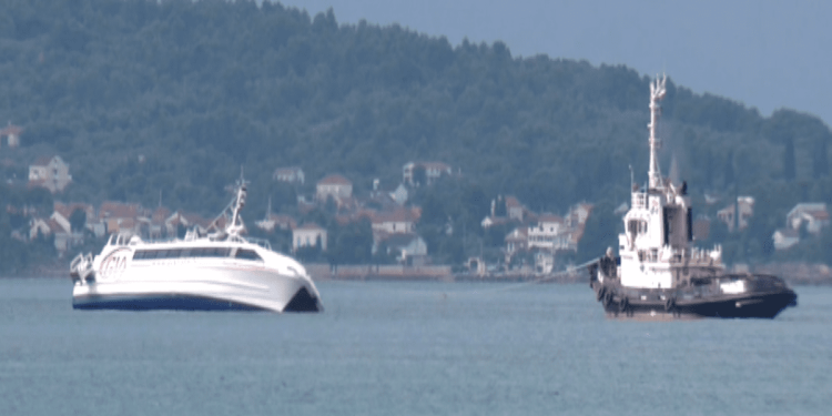 Zbog čega katamaran ‘Melita’ nakon havarije još uvijek pluta kod Zadra? Butković otkrio nove detalje