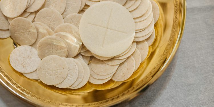 Znate li koliko dugo je Isus stvarno prisutan u nama nakon pričesti?