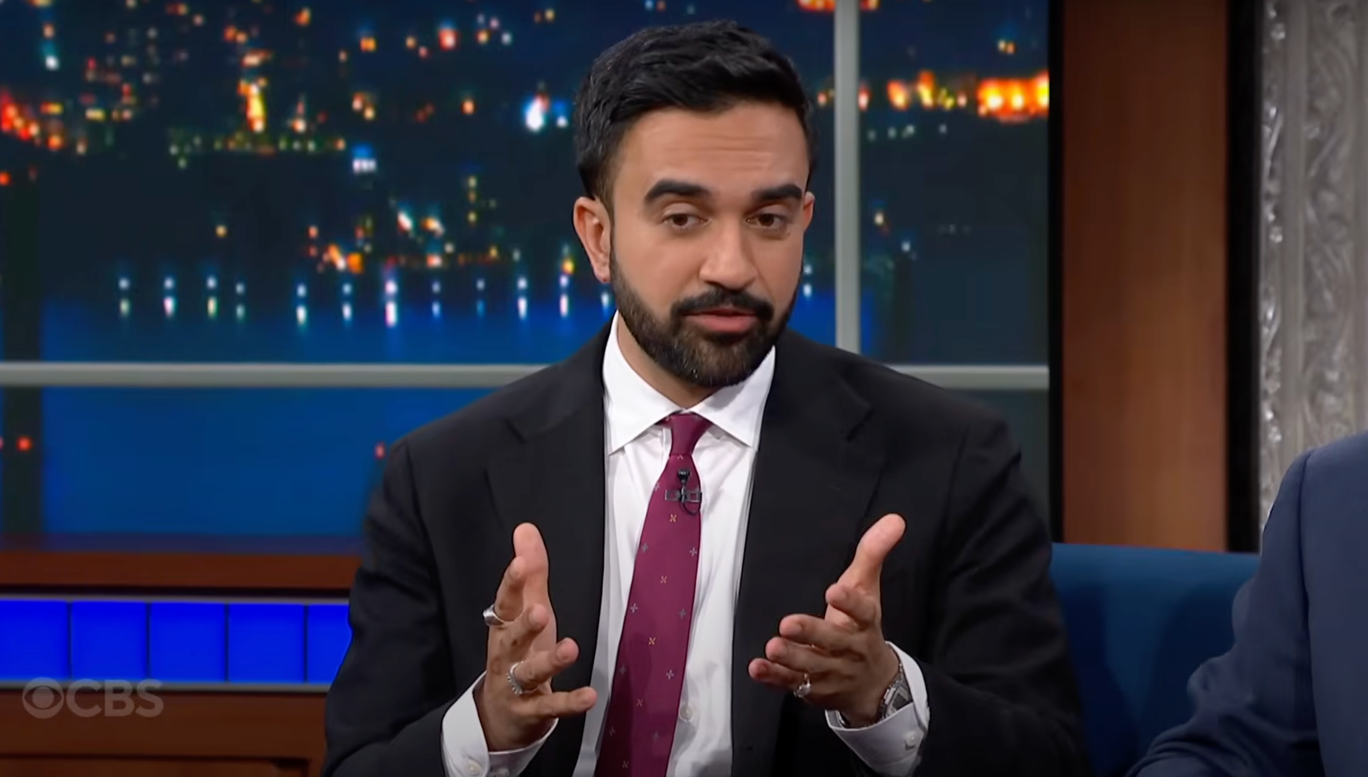 Kandidat za gradonačelnika u New Yorku Zohran Mamdani pojavljuje se na kasnoj emisiji sa Stephenom Colbertom u ponedjeljak 23. lipnja 2025