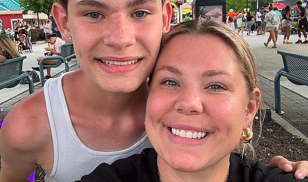 Zvijezda tinejdžerske mame Kailyn Lowry, 15 -godišnji sin i otkriva zašto je promijenio ime u Elliott