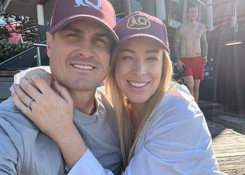 Zvjezdana zvijezda Kanala Sedam Alissa Ballin otkriva svoj užasni susret s muškarcem koji drži nož dok radi uživo križ – i otvara se o svom braku s sjajem