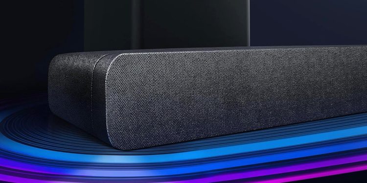 Zvučna traka od 79 USD Alto 8 Plus 2.1.2ch velika je nadogradnja ugrađenih zvučnika vašeg televizora
