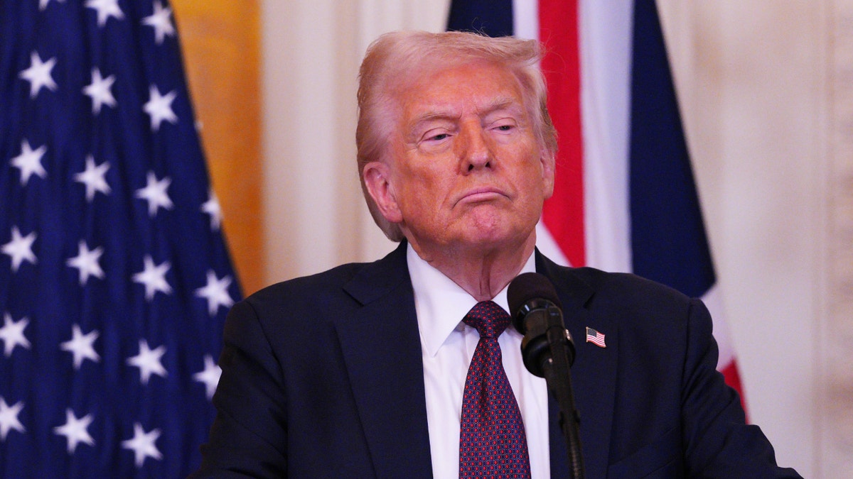 Donald Trump na postolju