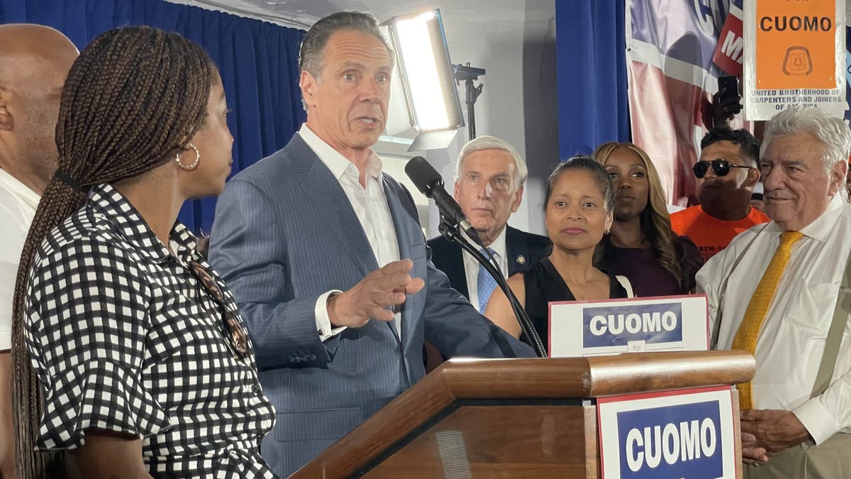 Cuomo s pristalicama