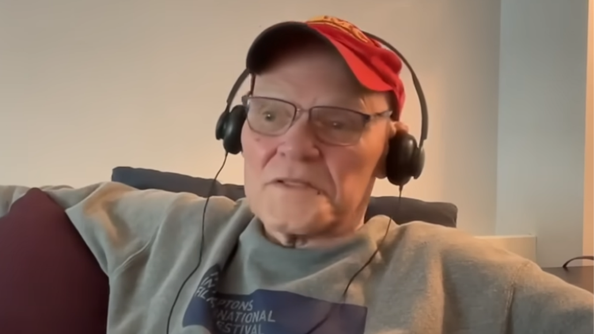 Carville na svom podcastu