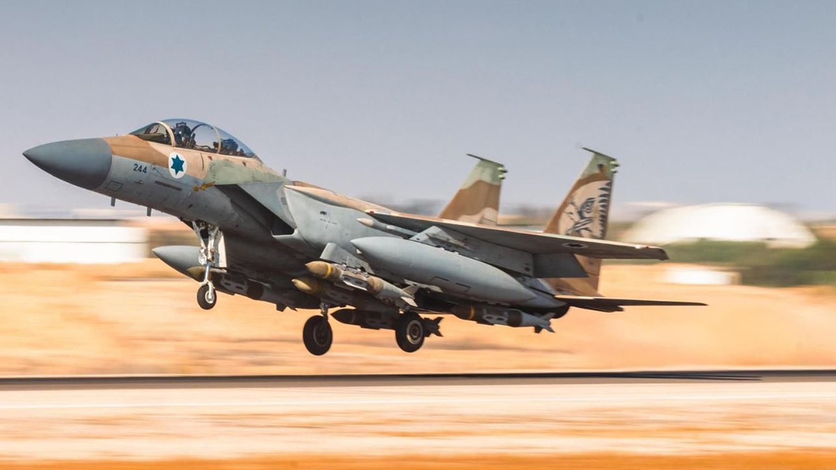 IDF borbeni mlaz odlijevanje