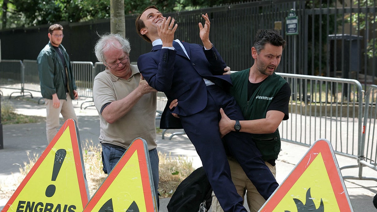 Kip francuskog predsjednika Emmanuela Macrona ukrao je aktivisti Greenpeace