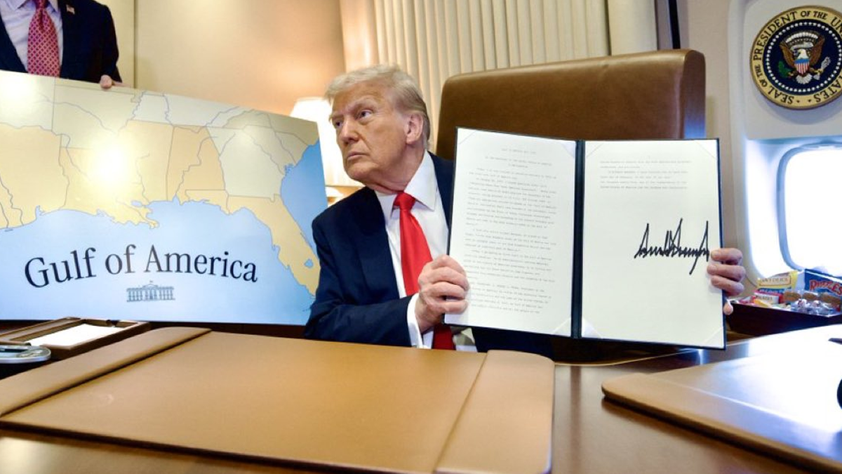 Predsjednik Trump potpisuje proglašenje
