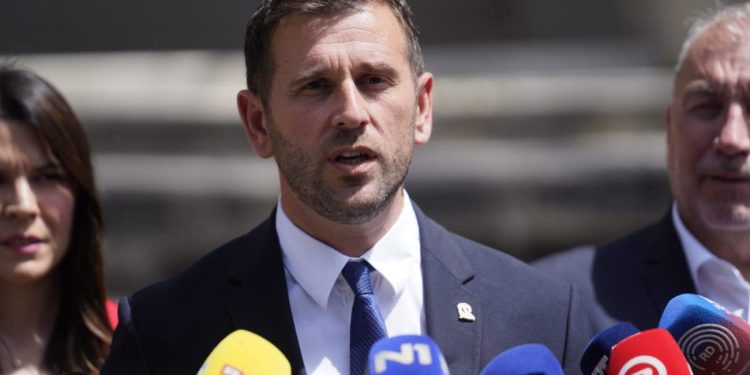 Šuta o Kerumu: “Ne nudim mu ništa. Ako stvari neće ići kako treba, idu novi izbori”