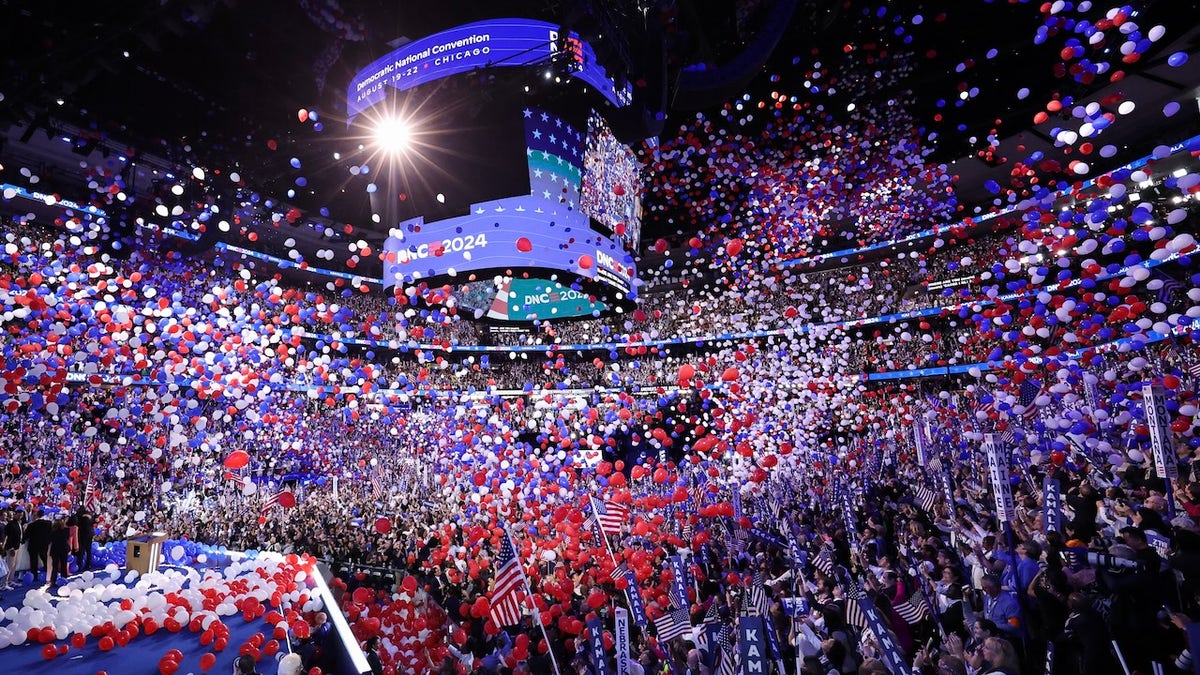 Baloni padaju na DNC u Chicagu