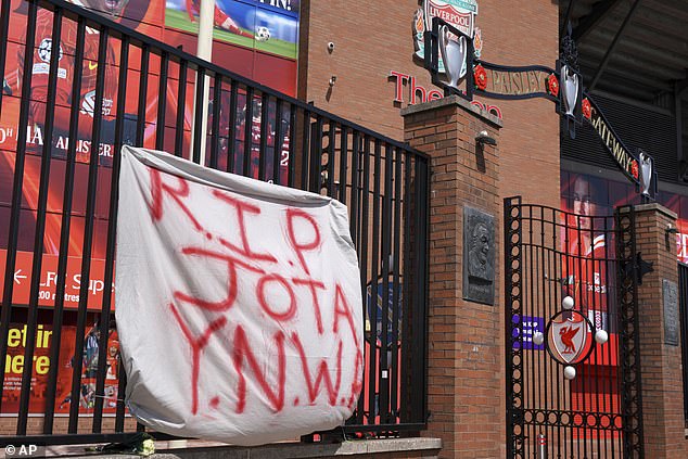 Navijači Liverpoola i ostatak nogometnog svijeta tuguju od vijesti