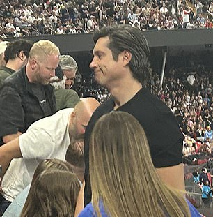 Vernon Kay uočen je u gomili