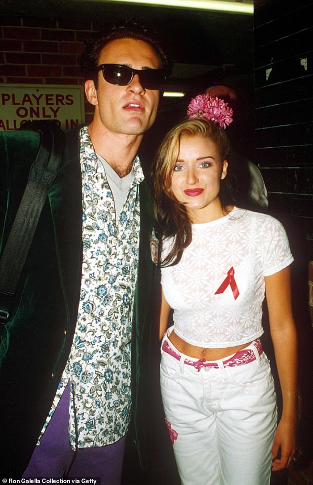 Julian je prethodno bio u braku s manekenkom i glumicom Baywatch-a Brooke Burns od 1999. do 2001. godine, jer zajedno dijele 25-godišnju kćer Madison Elizabeth McMahon; Gledano 1999