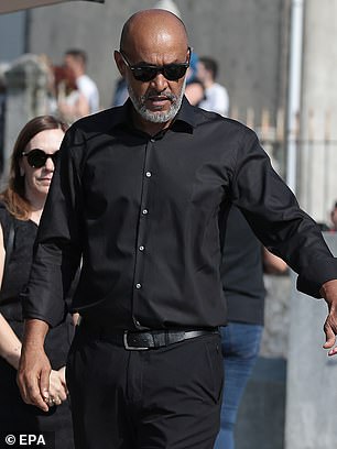 U Službi je prisustvovao bivši menadžer Jota Wolvesa Nuno Espirito Santo