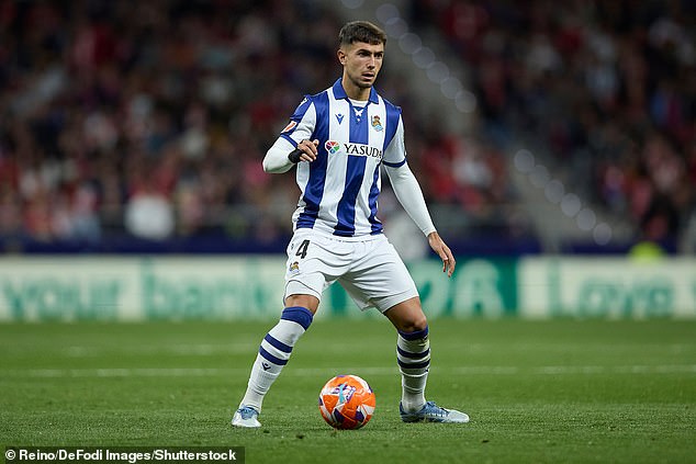 Španjolac je u Laligi zabilježio 180 nastupa za Real Sociedad otkako je prošao kroz njihovo postavljanje akademije