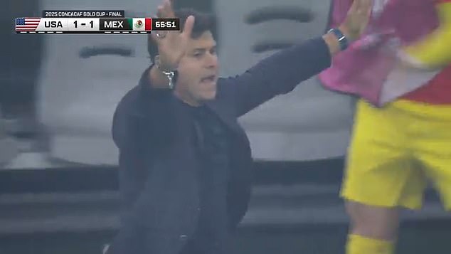 USMNT šef Mauricio Pochettino ostao je razljućen odlukom da valja igra