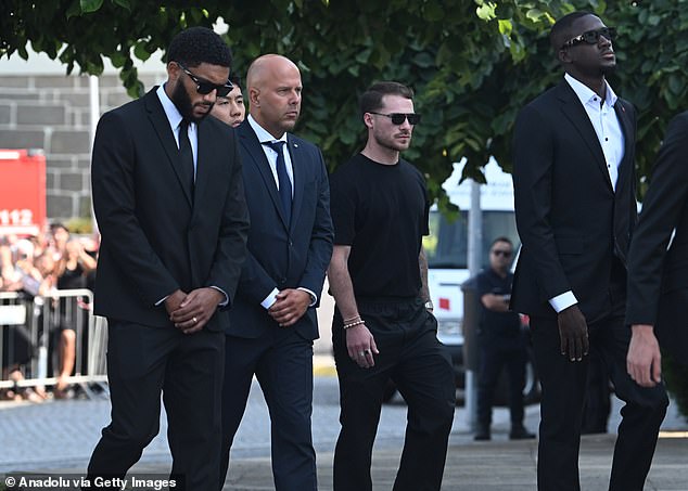 Jota je u subotu ostavljena da se odmori u Portugalu, a njegovi suigrači Liverpoola bili su prisutni