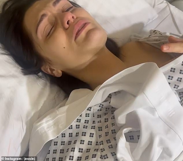 Pjevačica, 37, operaciju je prije dva tjedna nakon što mu je dijagnosticiran rak dojke prošlog mjeseca.