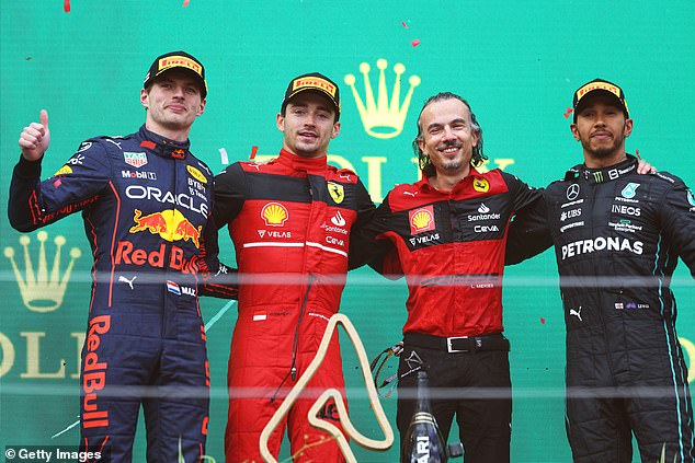 Na slici slave s Charlesom Leclercom nakon njegove pobjede na Grand Prixu Austrije 2018. godine
