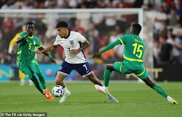 Gibbs-White je provalio u momčad u Engleskoj tijekom onoga što je bila vrhunska sezona na gradskom terenu