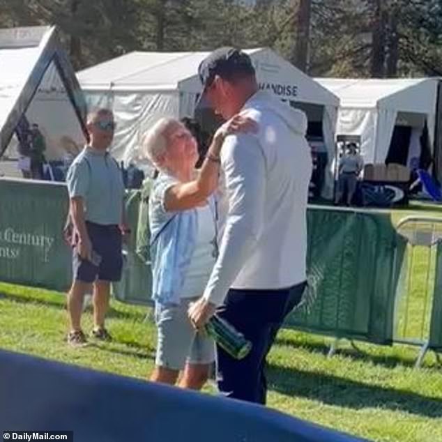 Rodgers i njegova 'Tahoe baka' Carol su se prihvatili nakon ponovnog ujedinjenja u četvrtak