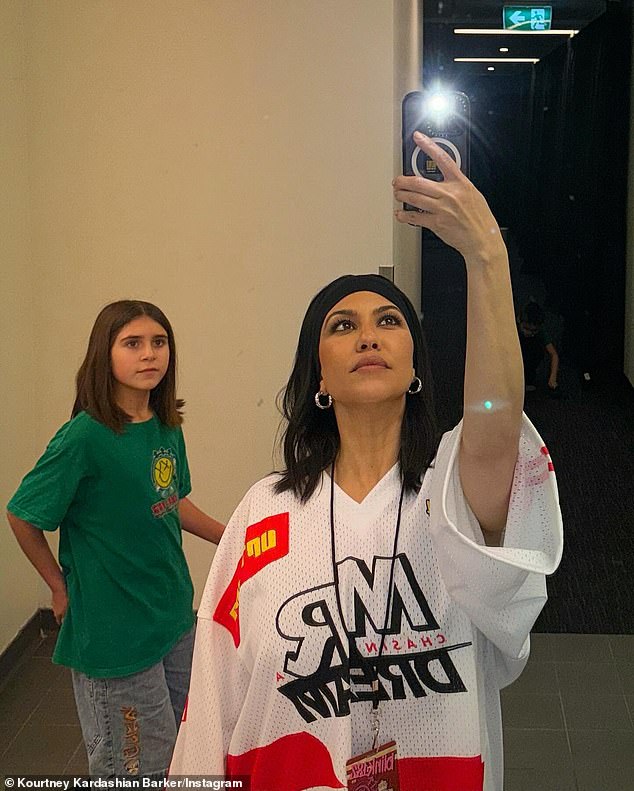 Kardashian je uspjela napraviti svoju 13-godišnju kćer Penelope Scotland Disick (L, na slici 2024.) Cinge dok je prekinula: 'Ponovo pokretanje'