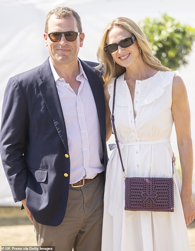 Peter Phillips i Harriet Sperling sudjeluju u Royal Charity Polo Cupu 2025 u Gards Polo Clubu
