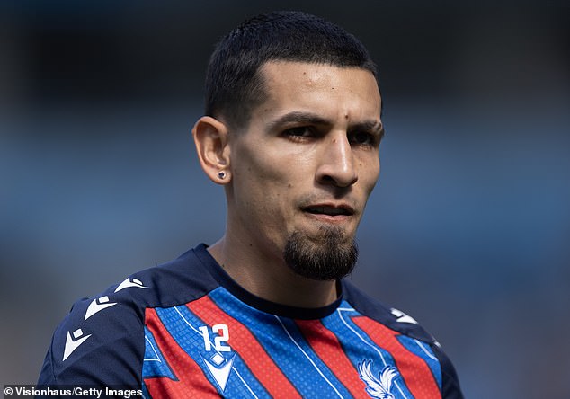 Daniel Munoz rekao je da 'sanja i radi svaki dan kako bi to postigla, i nadam se da će se to što prije dogoditi'