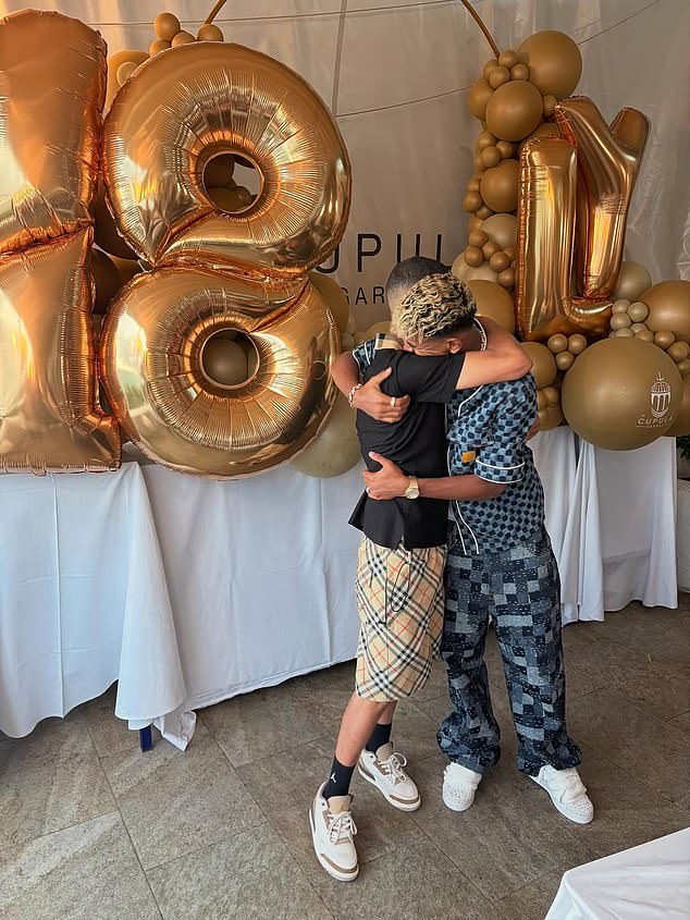 Yamalov otac je ranije tijekom dana podijelio slike iz zasebnog događaja sa svojim sinom