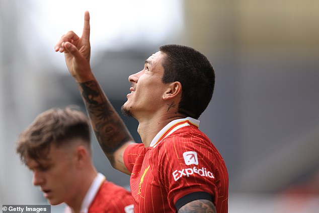 Nunez je također ukazala na nebo u današnjoj počast Jota, koja je preminula u dobi od 28 godina