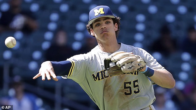 Michigan Infielder Mitch Voit tijekom NCAA bejzbol utakmice protiv Texas Tech -a 4. ožujka