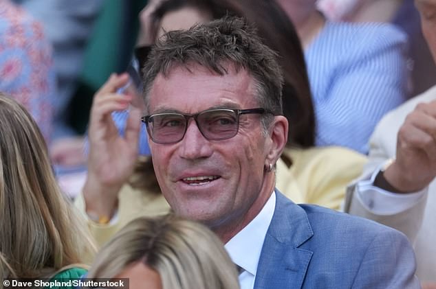 Aussie teniska ikona Pat Cash (na slici na Wimbledonu ove godine) otkrila je zašto se brine da bi Cruz mogao pratiti druge mlade zvijezde i ne uspijeva shvatiti svoj potencijal