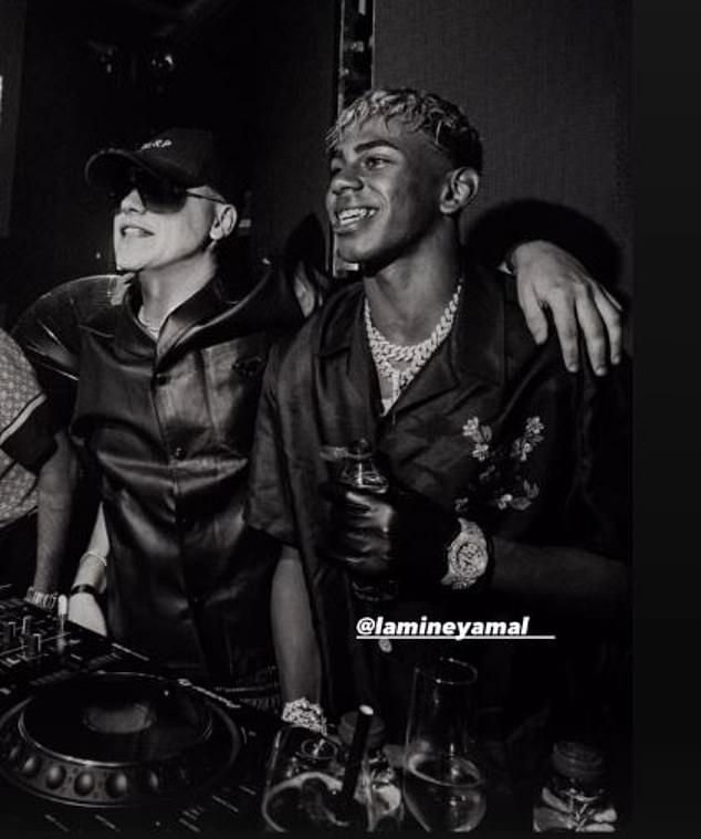 Yamal je podijelio snimke sa svojih proslava rođendana, ali događaj je došao pod vatru