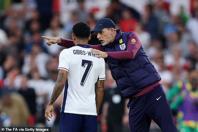 U godini Svjetskog kupa, Gibbs-White će biti voljan biti prednji i središte razmišljanja Thomasa Tuchela
