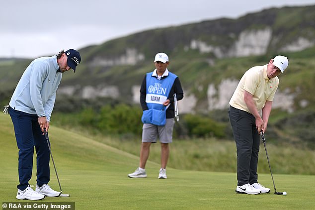 MacIntyre je također imao još jednog mladog amatera, Camerona Adama, kao igračkog partnera