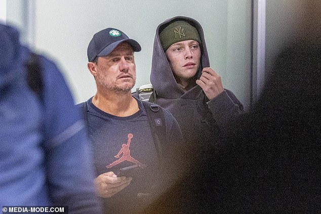 Na 188 cm, Cruz je znatno viši od svog oca - i ima 'Genetics da bude uspješna' sa svojom velikom servisom i igrom koja se temelji na snazi, Cash vjeruje