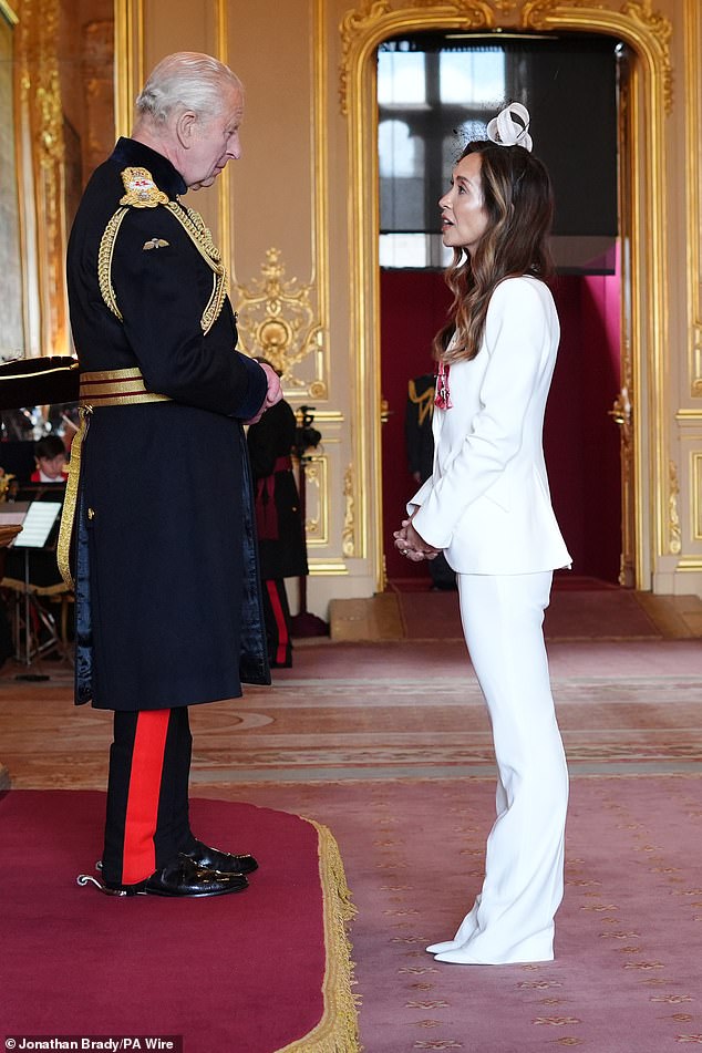 Nakon ceremonije ulaganja prošle srijede, odvela se na svoj Instagram kako bi priznala da je 'krajnje presretna i ponižena' da bi primila čast