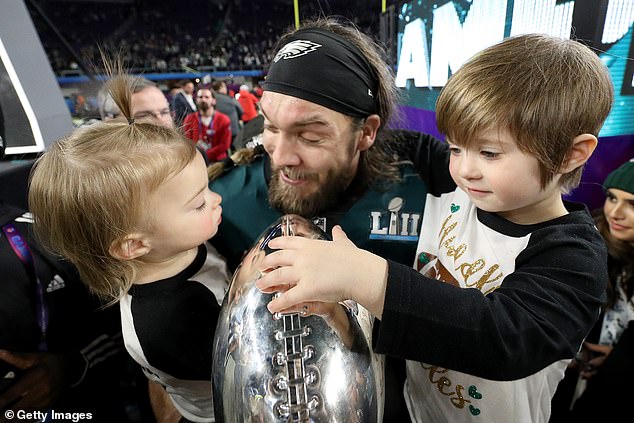 Braman je slikana sa svojom djecom nakon Super Bowl LII, što mu se pokazalo kao posljednja igra